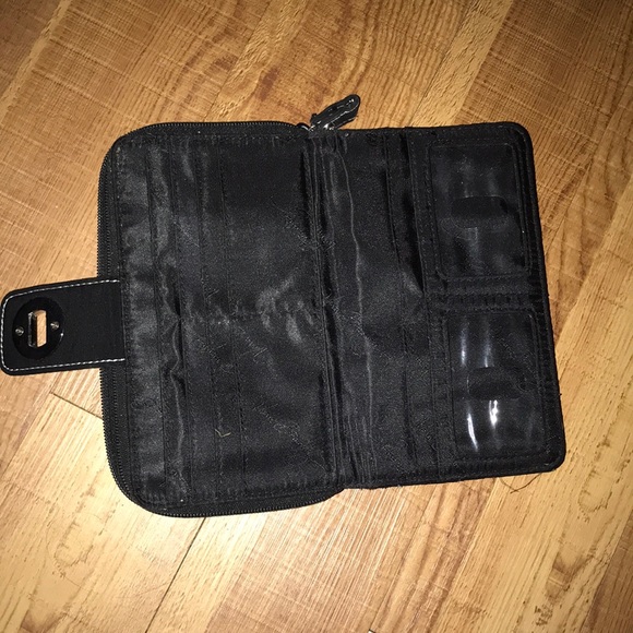 Wallet - Picture 2 of 3